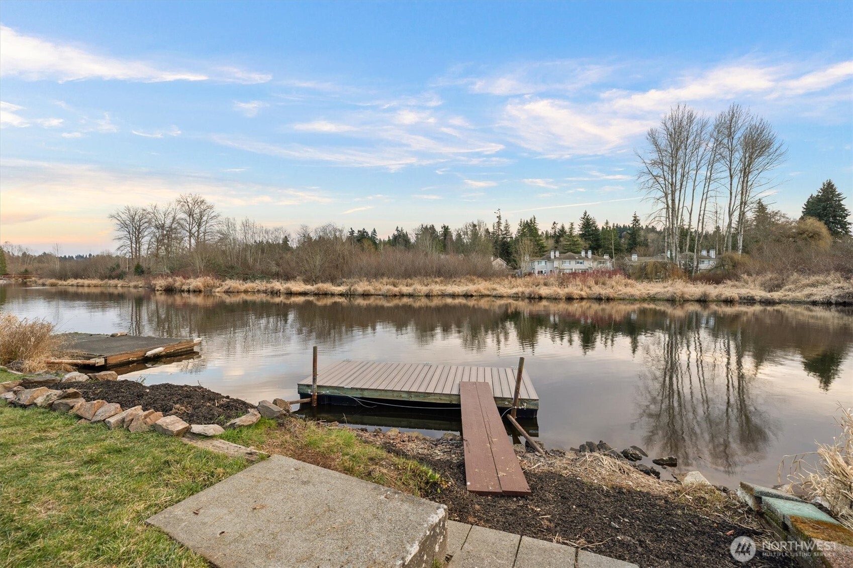 7031 NE 175th Street ##53, Kenmore, WA 98028