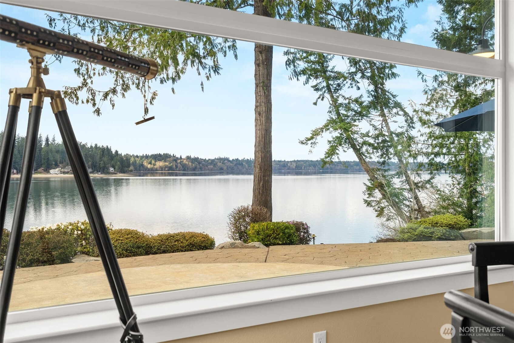 4827 Bayshore Lane NW, Olympia, WA 98502