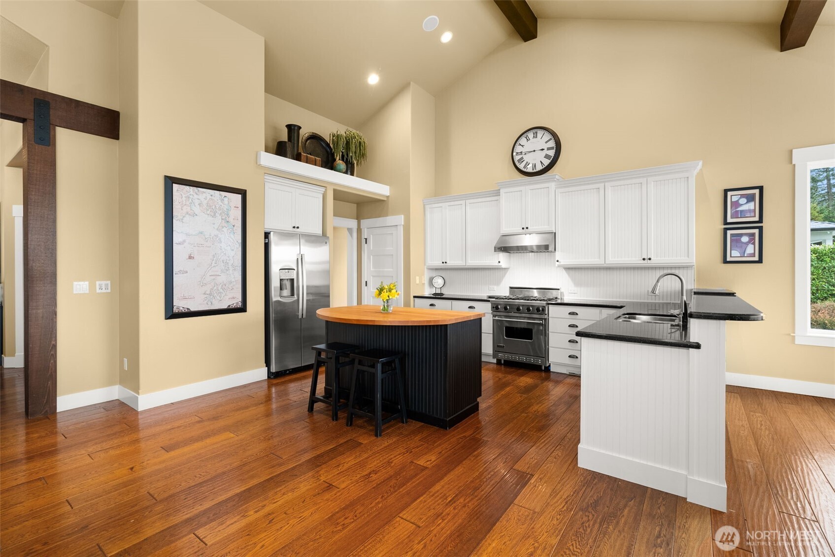 4827 Bayshore Lane NW, Olympia, WA 98502