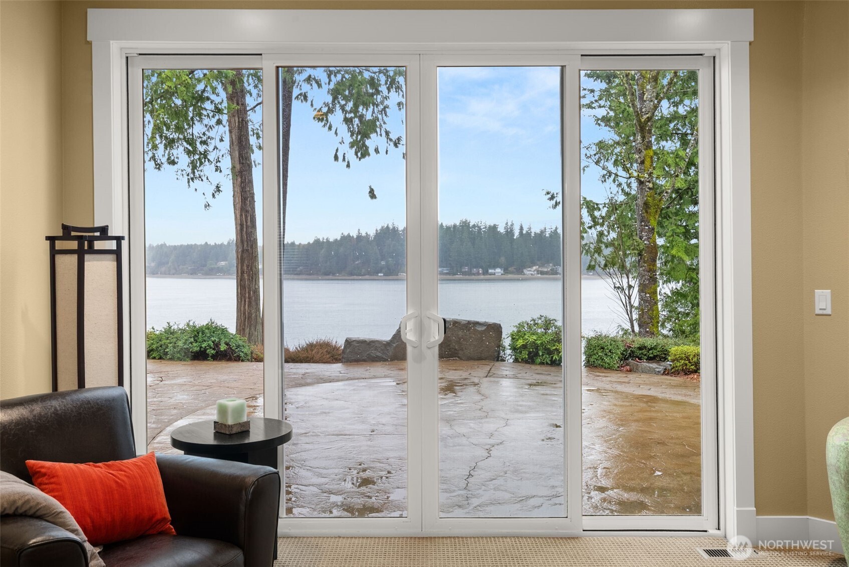 4827 Bayshore Lane NW, Olympia, WA 98502