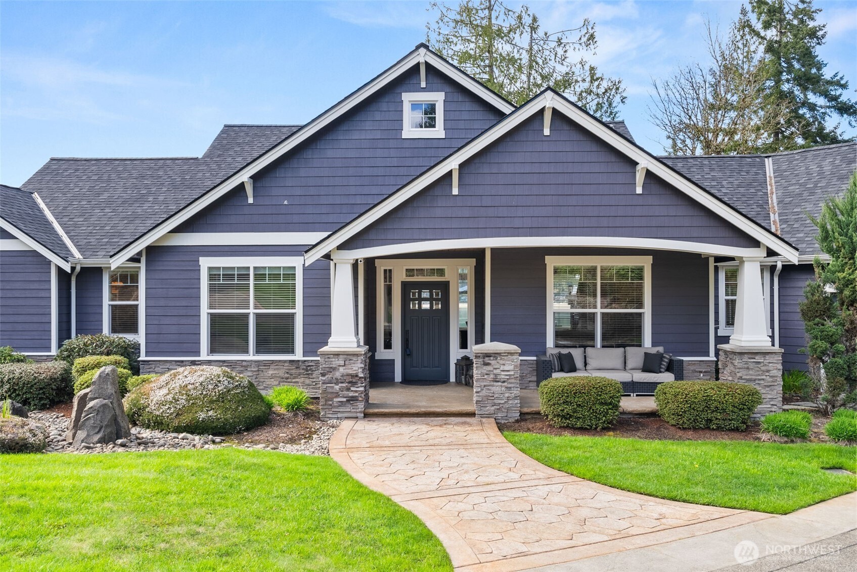 4827 Bayshore Lane NW, Olympia, WA 98502