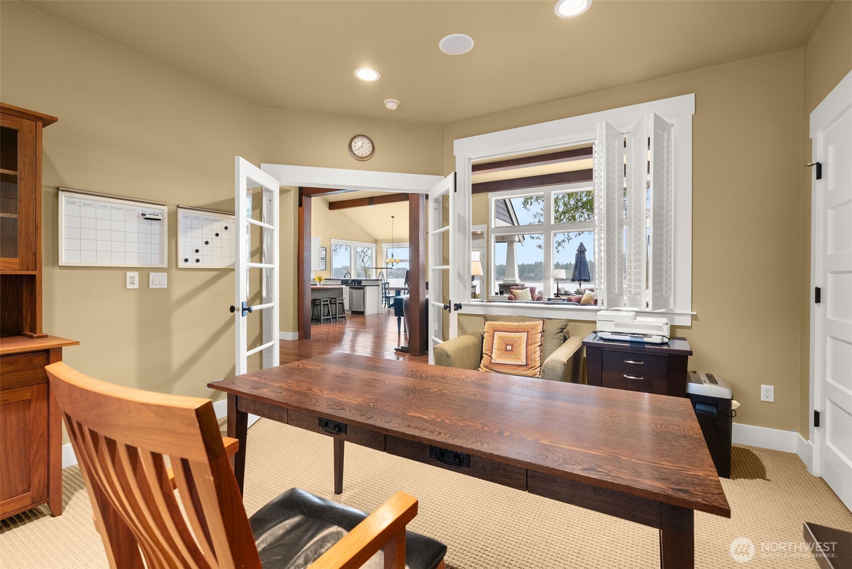 4827 Bayshore Lane NW, Olympia, WA 98502