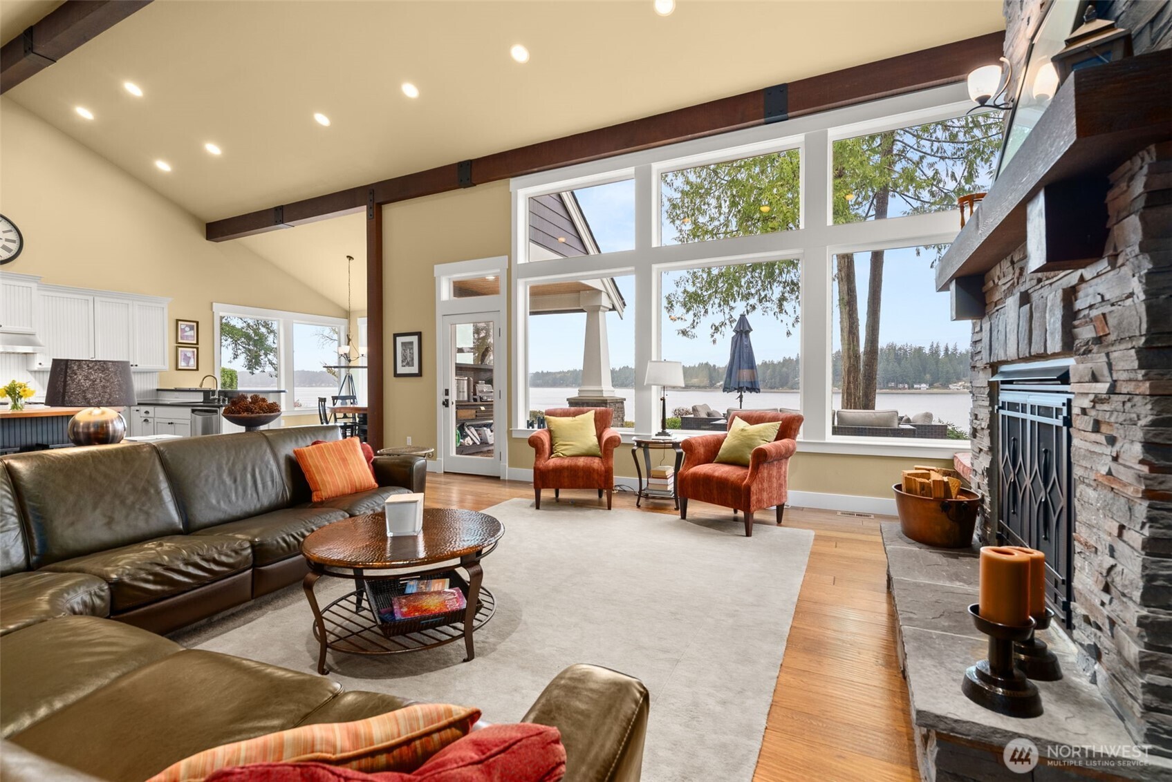 4827 Bayshore Lane NW, Olympia, WA 98502