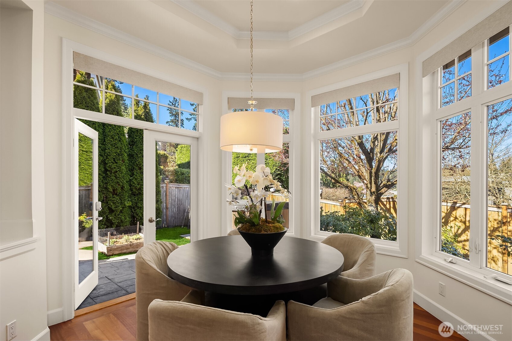 9750 SE 5th Street , Bellevue, WA 98004