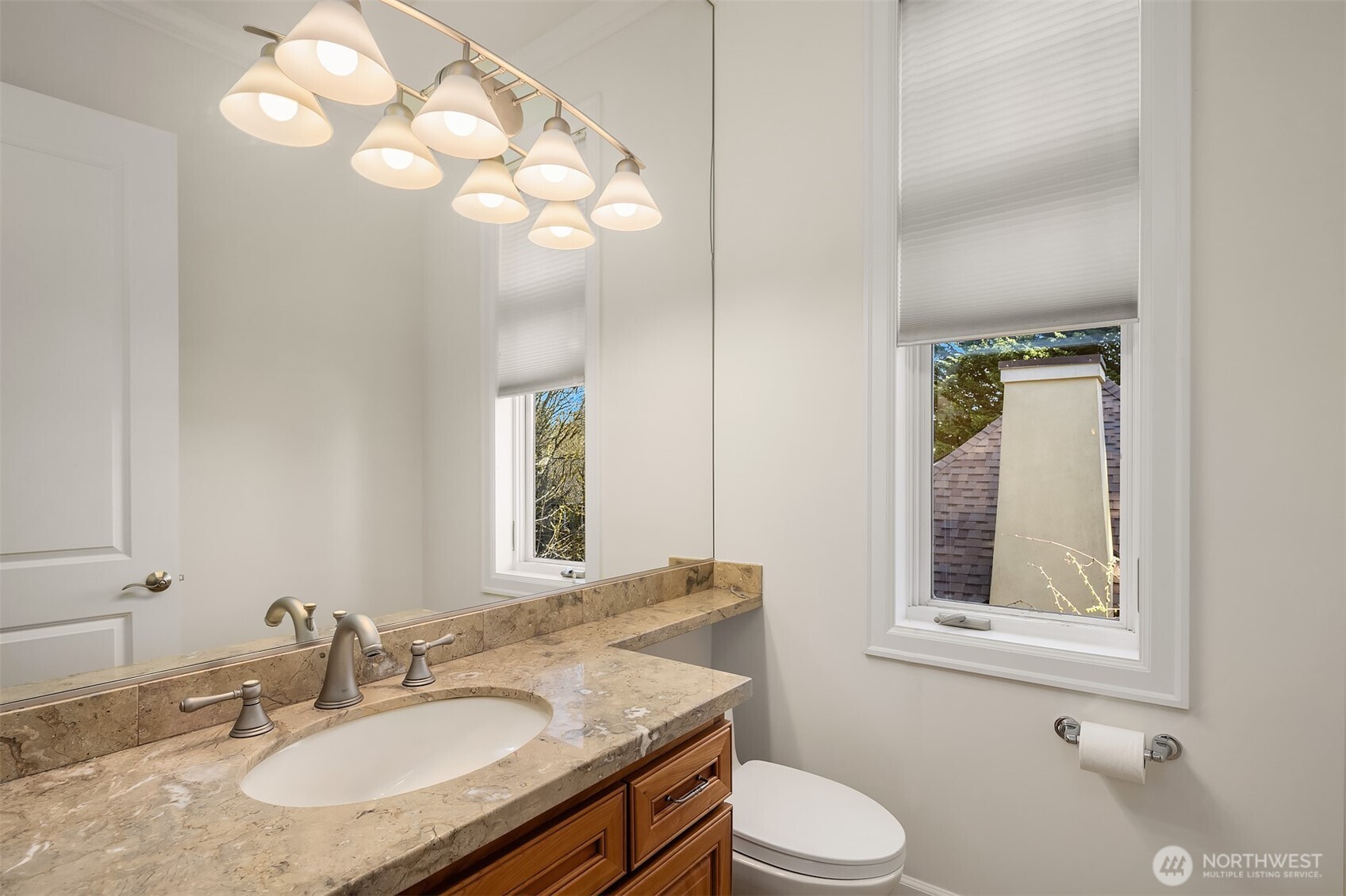 9750 SE 5th Street , Bellevue, WA 98004