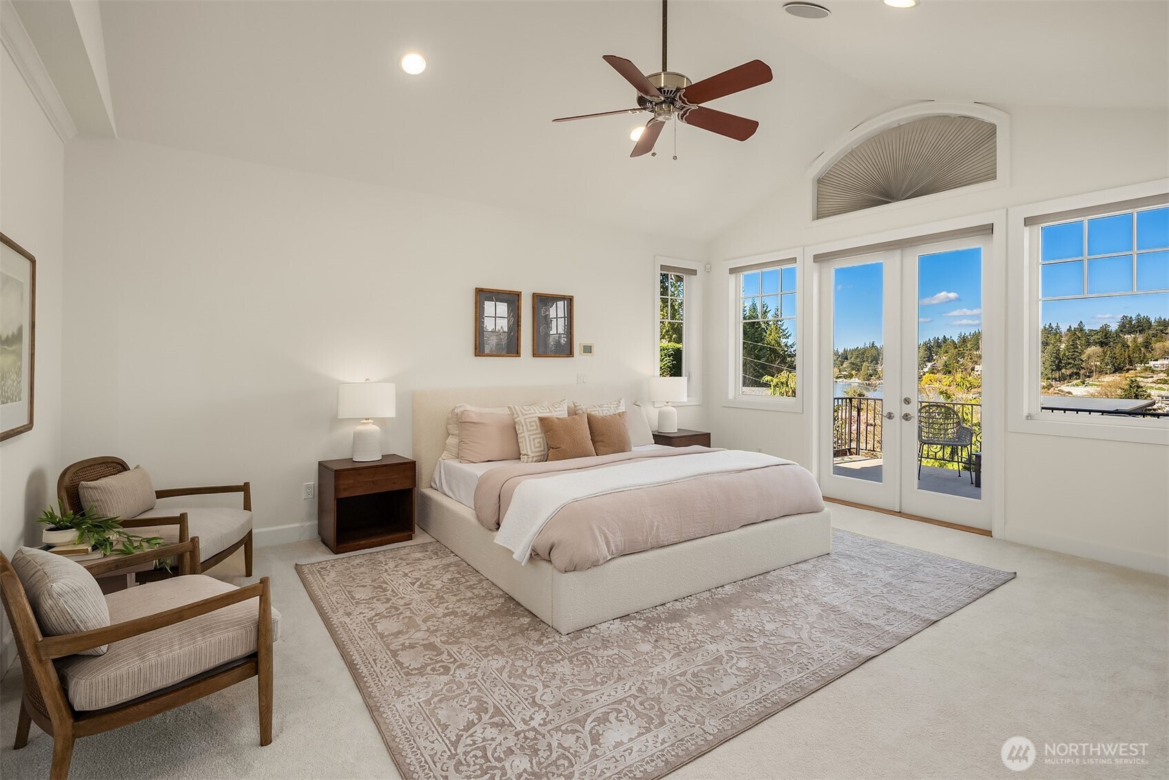 9750 SE 5th Street , Bellevue, WA 98004