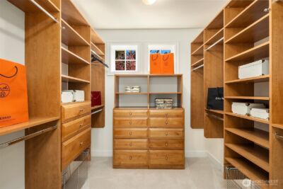 9750 SE 5th Street , Bellevue, WA 98004 - Photo 28