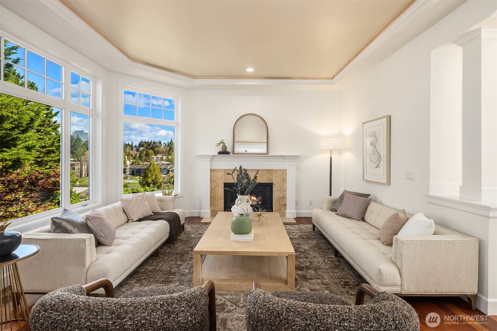 9750 SE 5th Street , Bellevue, WA 98004