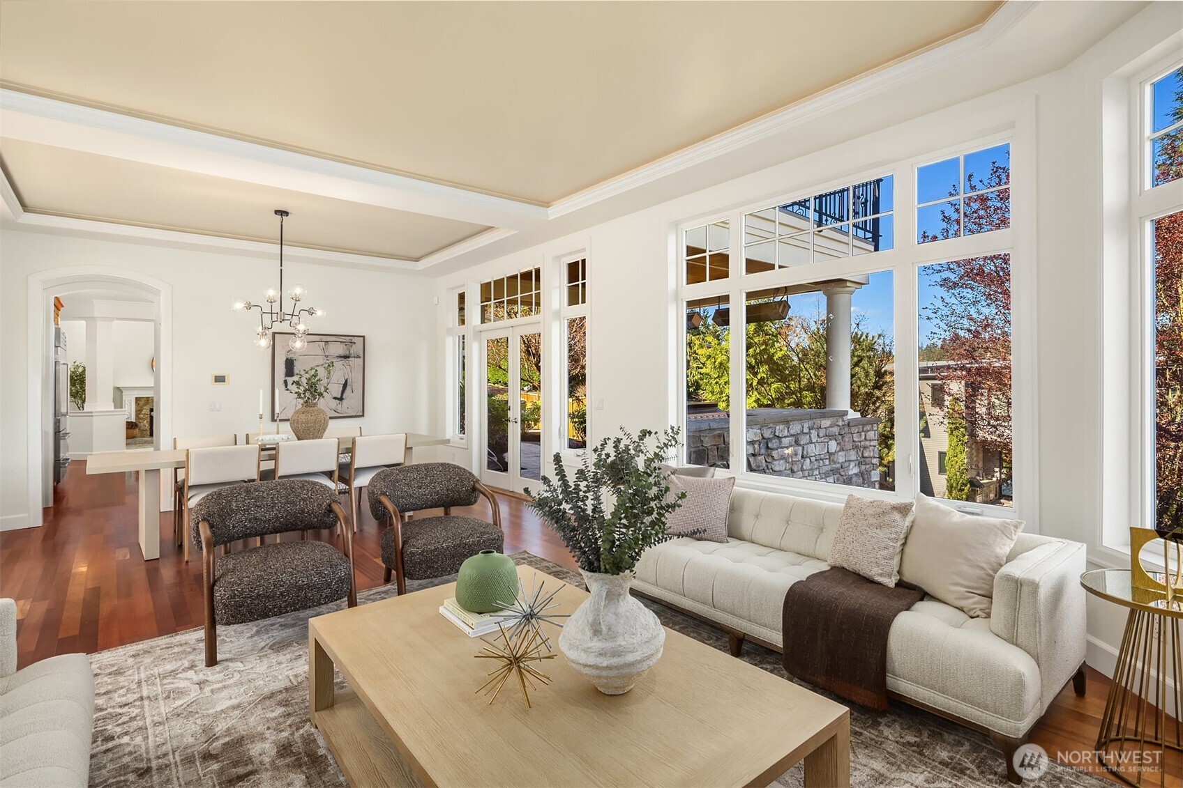 9750 SE 5th Street , Bellevue, WA 98004