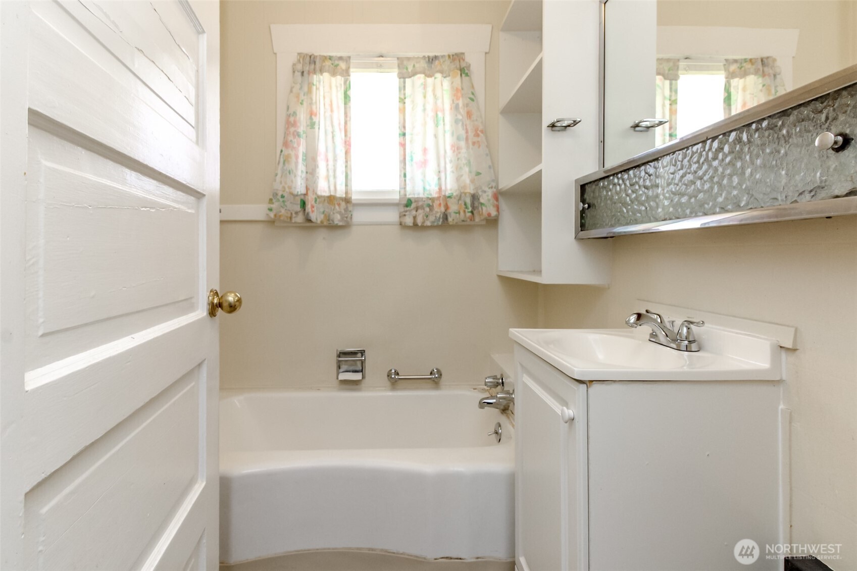 5707 N 45th Street , Tacoma, WA 98407
