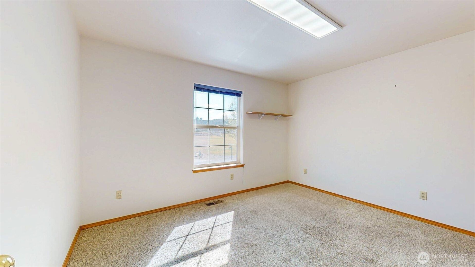 16 River Overlook Street , Omak, WA 98841