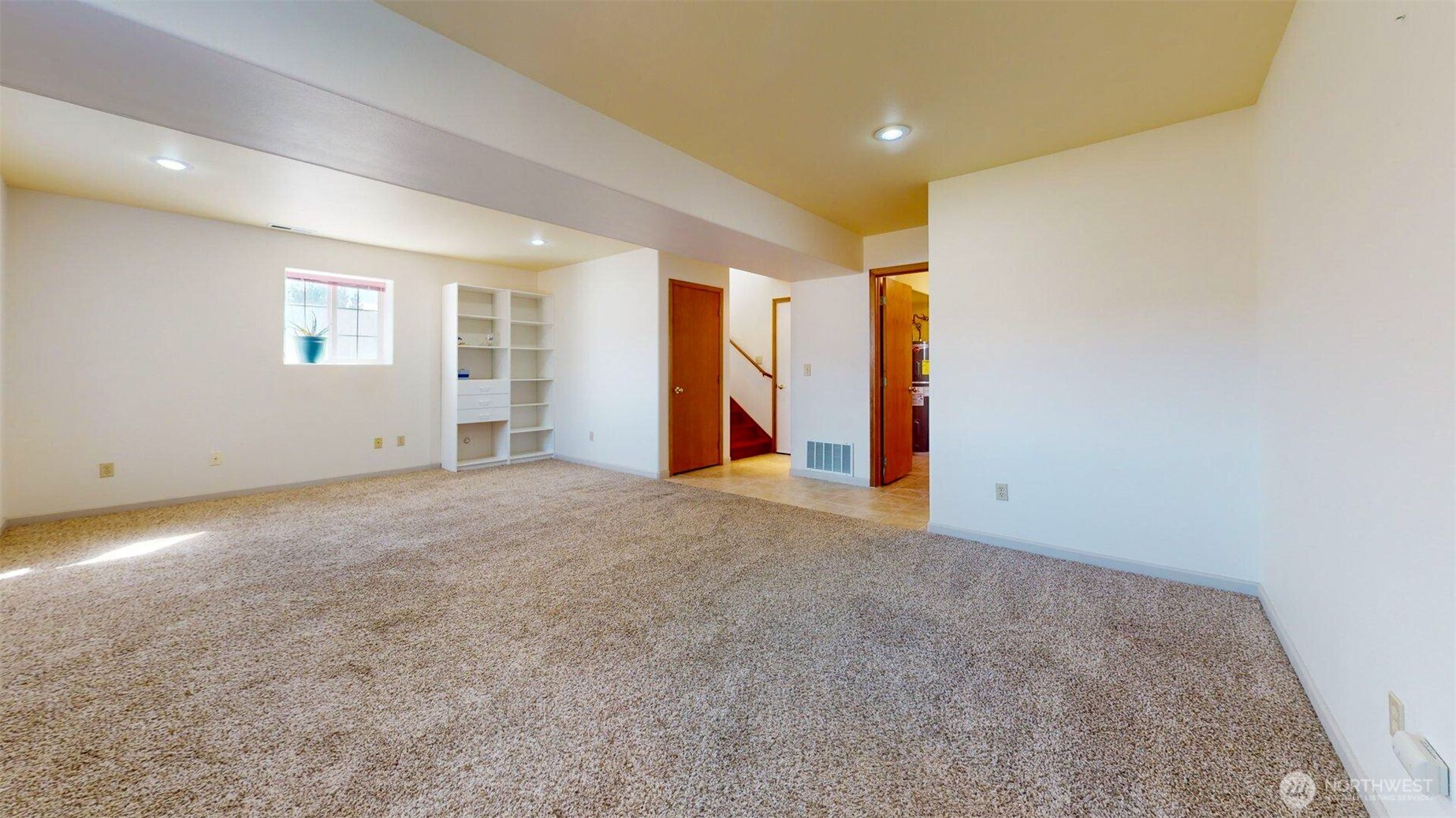 16 River Overlook Street , Omak, WA 98841