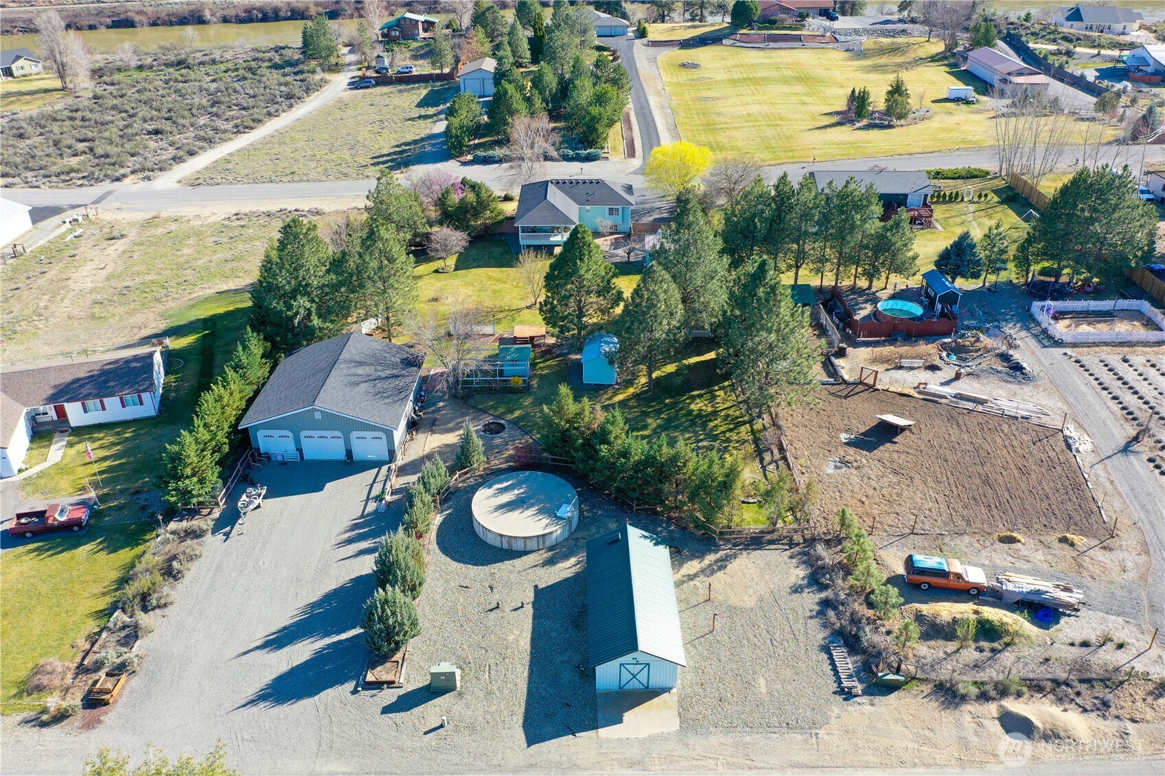 16 River Overlook Street , Omak, WA 98841