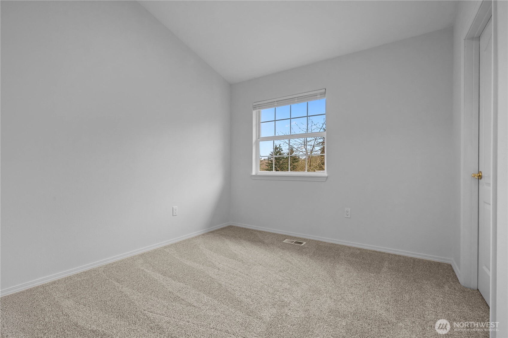 5801 51st Avenue Ct E, Tacoma, WA 98443