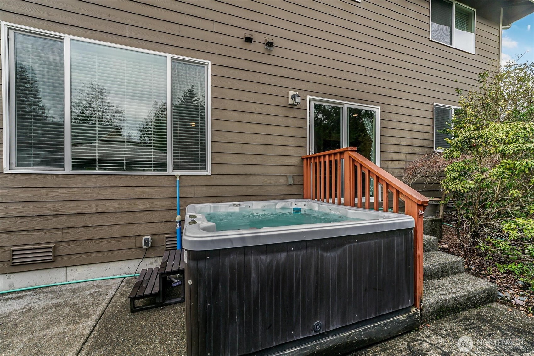 10076 185th Avenue E, Bonney Lake, WA 98391