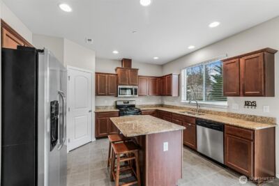 10076 185th Avenue E, Bonney Lake, WA 98391 - Photo 9