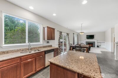 10076 185th Avenue E, Bonney Lake, WA 98391 - Photo 10