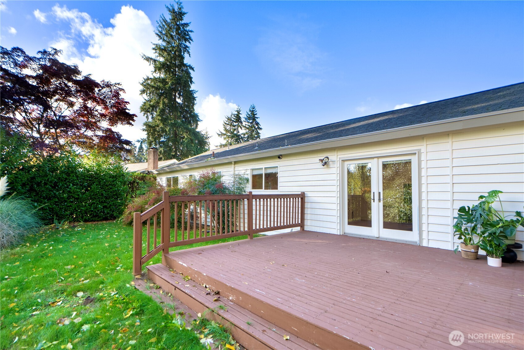 14260 110th Avenue NE, Kirkland, WA 98034