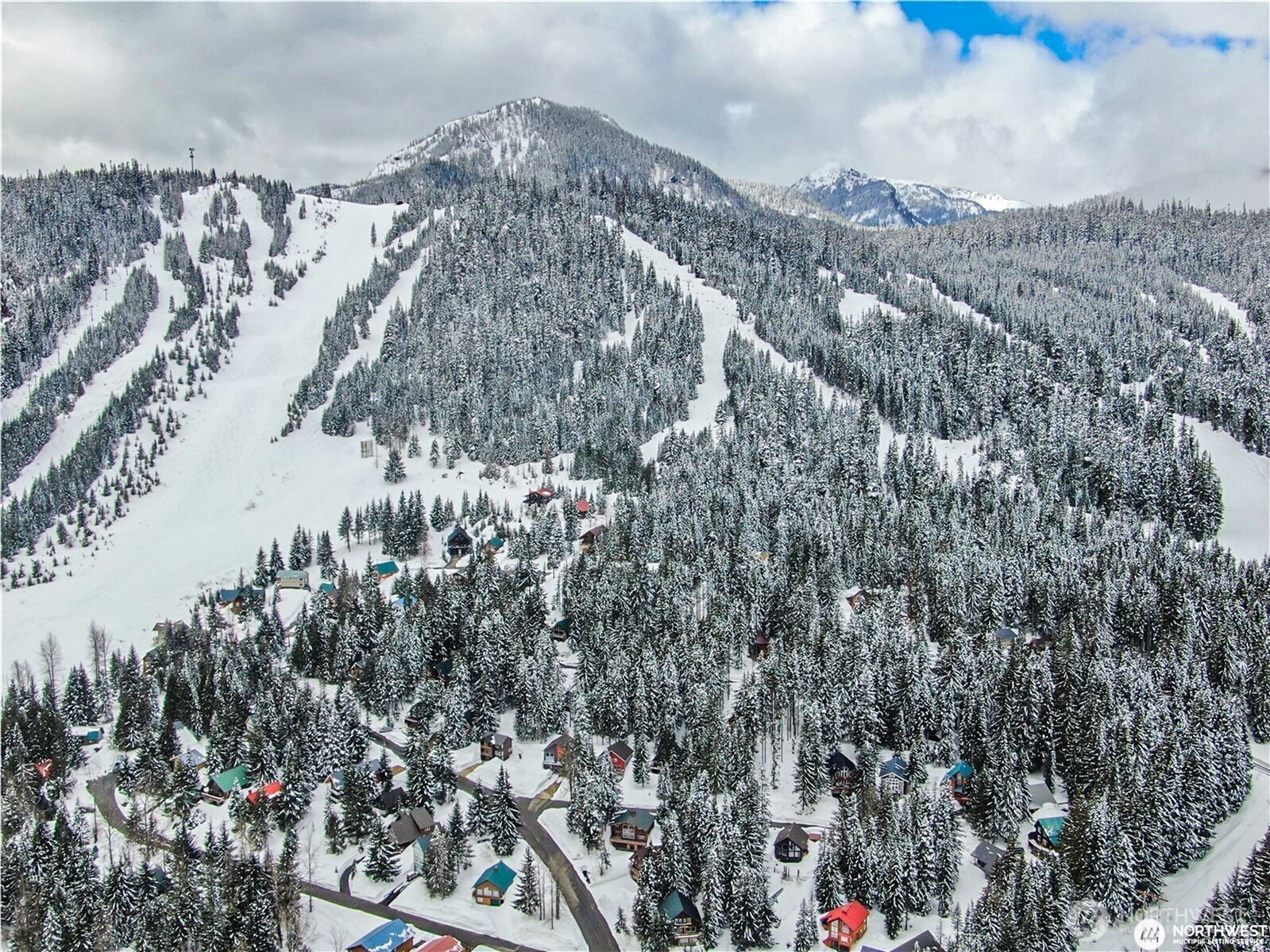 91 Arlberg Place , Snoqualmie Pass, WA 98068