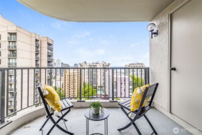 1120 Spring Street #1301, Seattle, WA 98104 - Photo 24