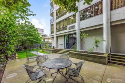 1120 Spring Street #1301, Seattle, WA 98104 - Photo 30