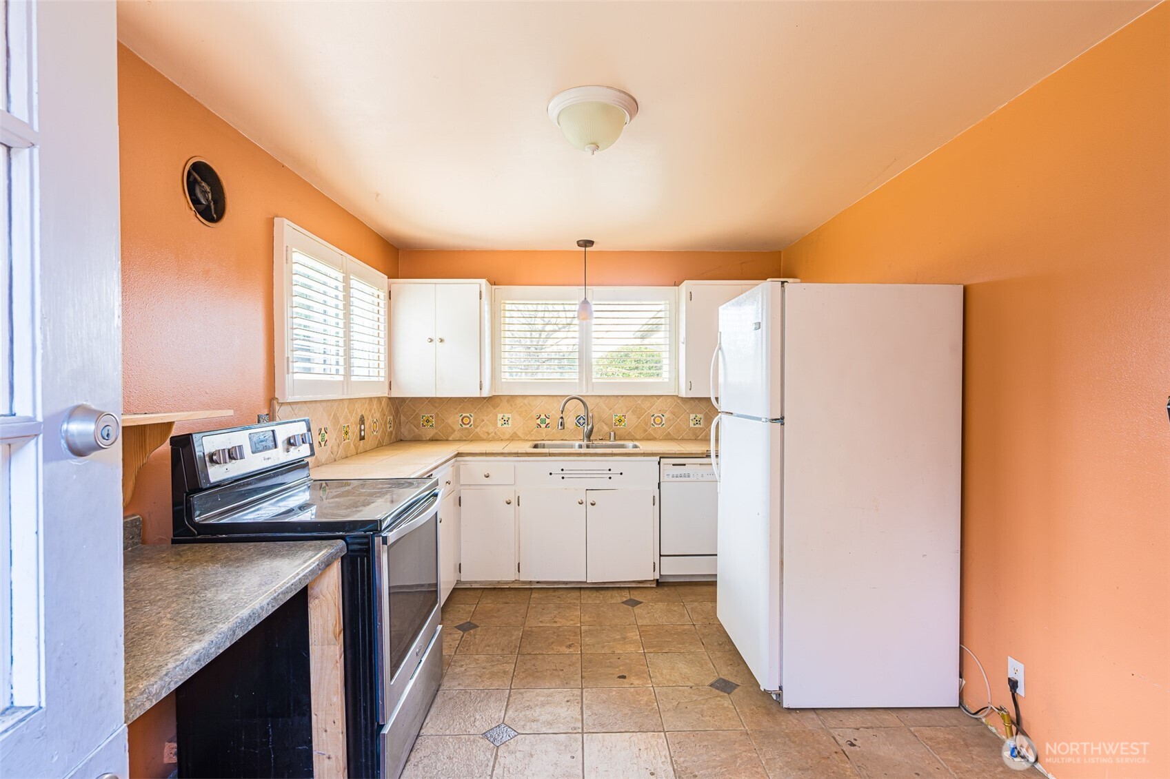 7171 Old Olympic Highway , Sequim, WA 98382