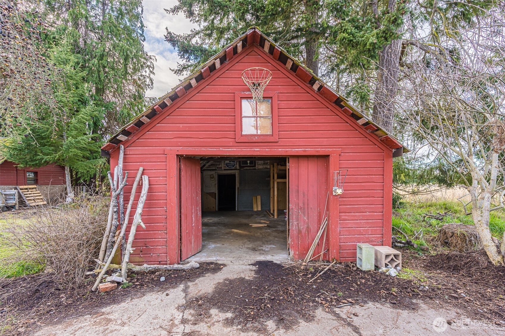 7171 Old Olympic Highway , Sequim, WA 98382