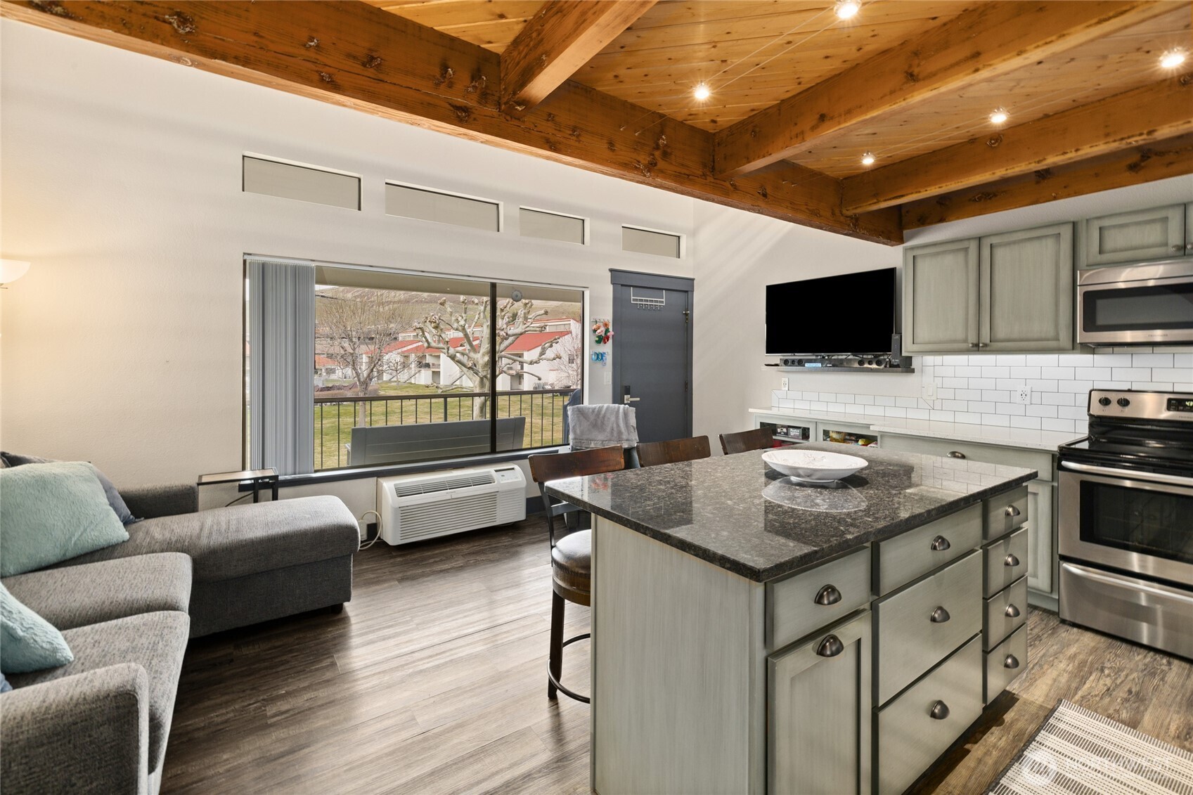 8903 Crescent Bar Road NW #126, Quincy, WA 98848