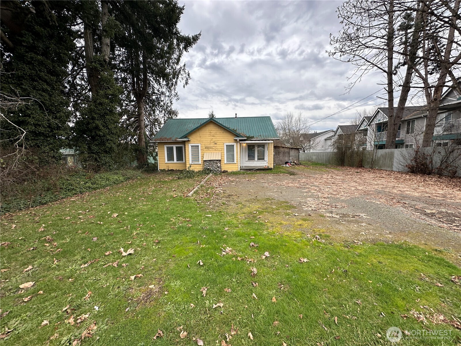 1406 Harrison Avenue , Centralia, WA 98531