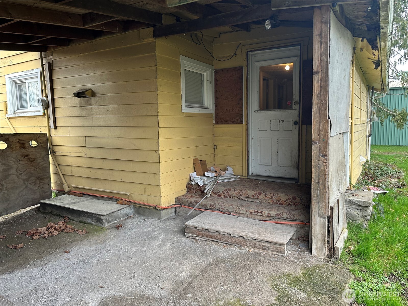 1406 Harrison Avenue , Centralia, WA 98531