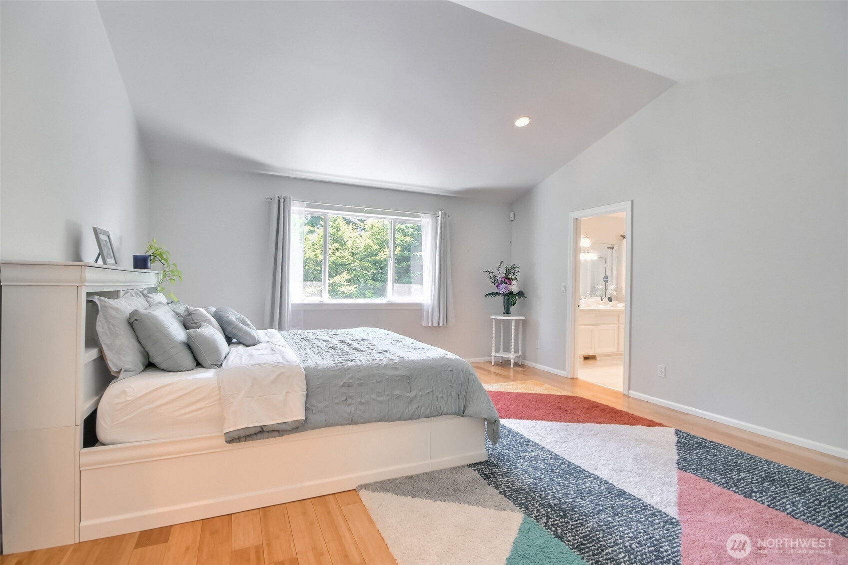 4 148 Place SW, Lynnwood, WA 98087