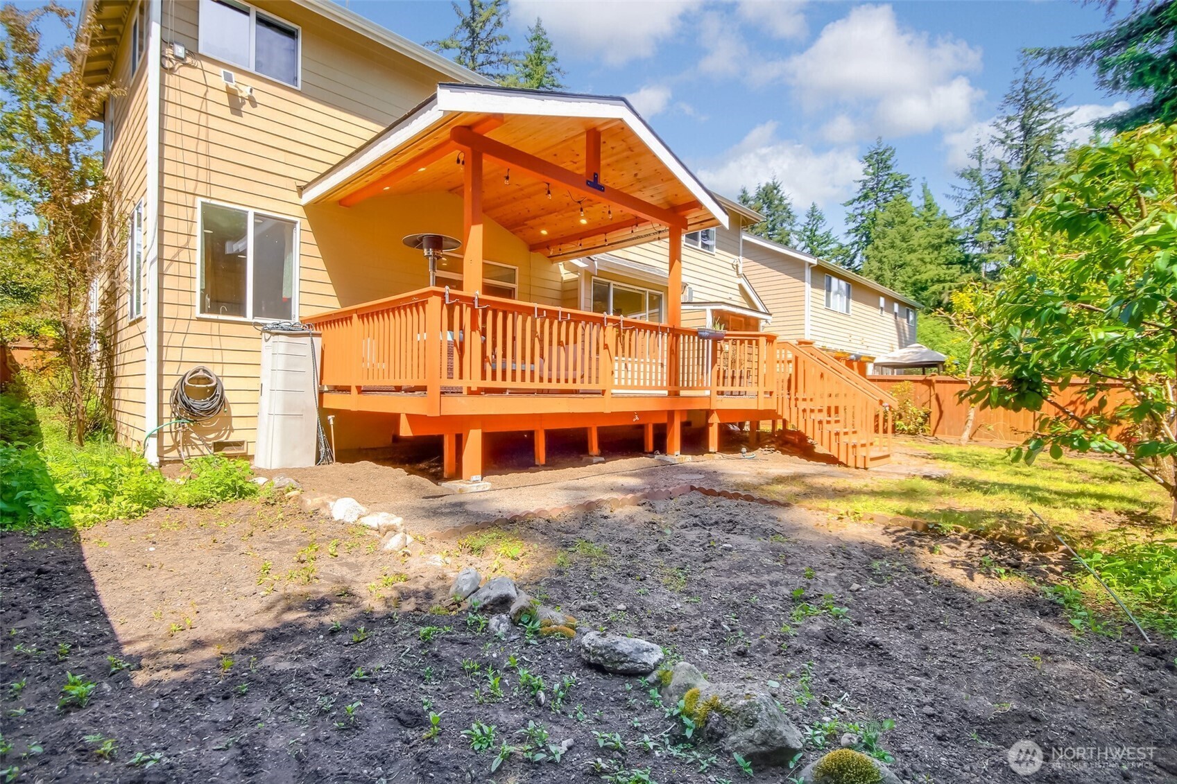 4 148 Place SW, Lynnwood, WA 98087