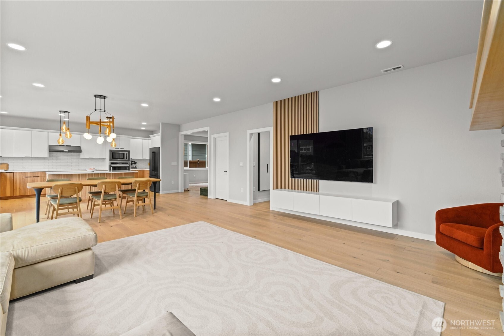 740 SE 8th Street , North Bend, WA 98045