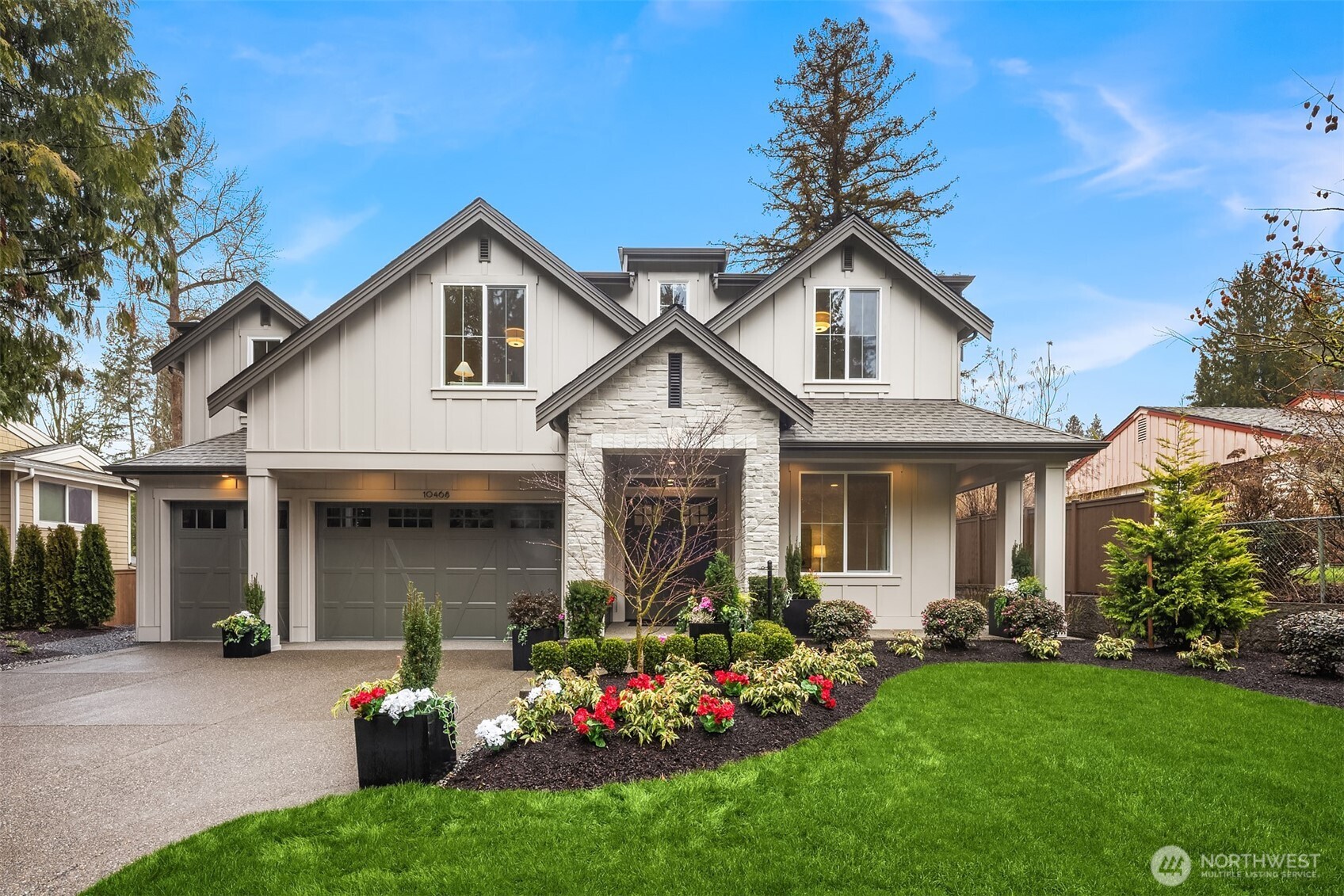 10468 NE 113th Place , Kirkland, WA 98033