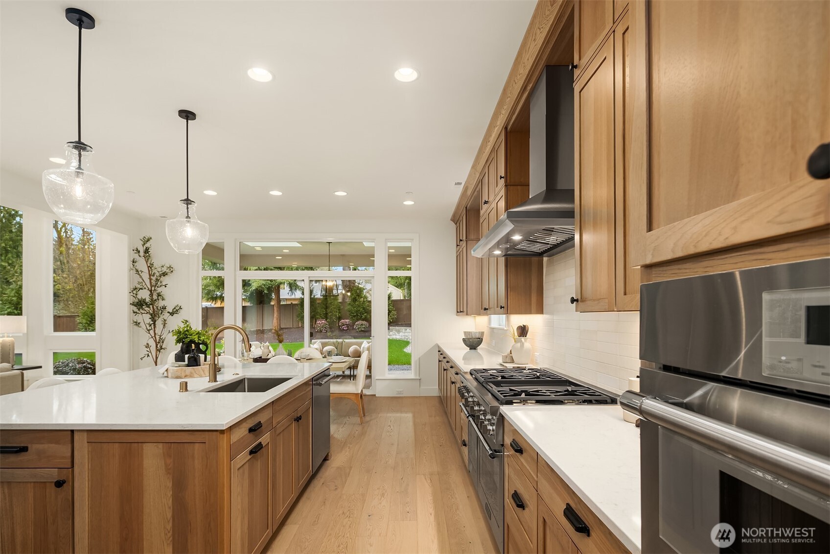 10468 NE 113th Place , Kirkland, WA 98033