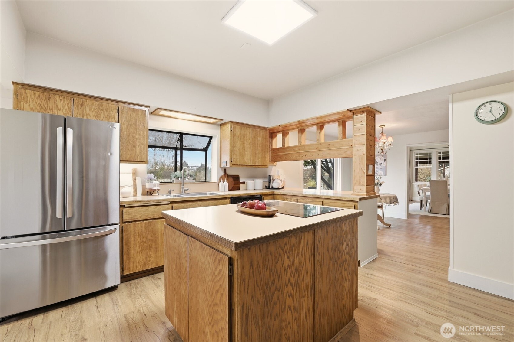 905 Avenue A , Snohomish, WA 98290