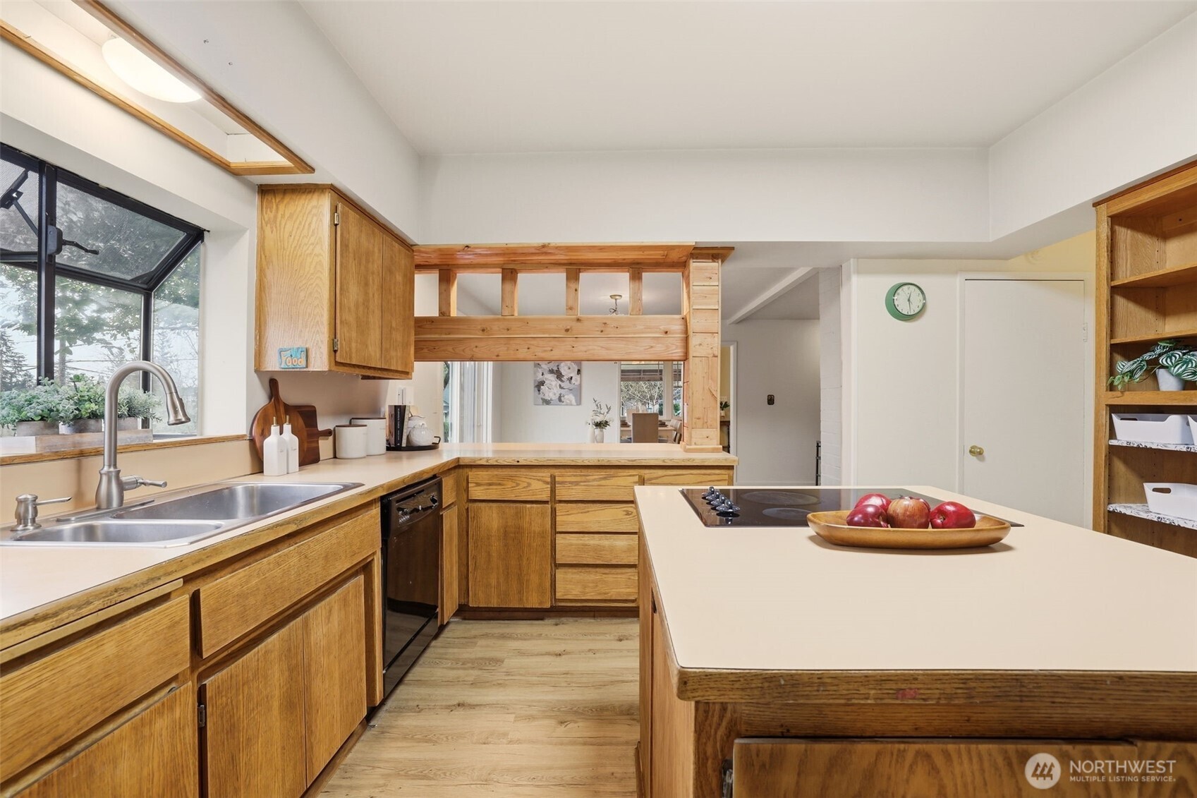 905 Avenue A , Snohomish, WA 98290