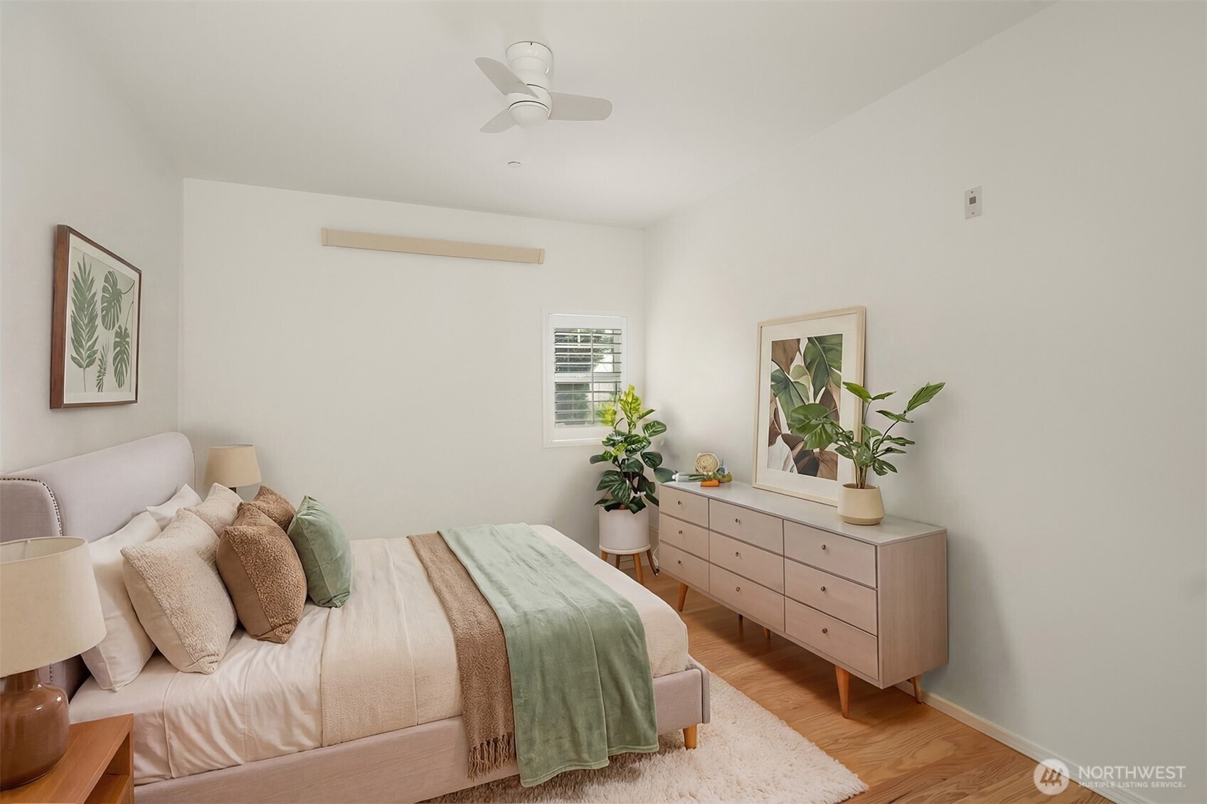 1731 10th Avenue NE #B115, Issaquah, WA 98029
