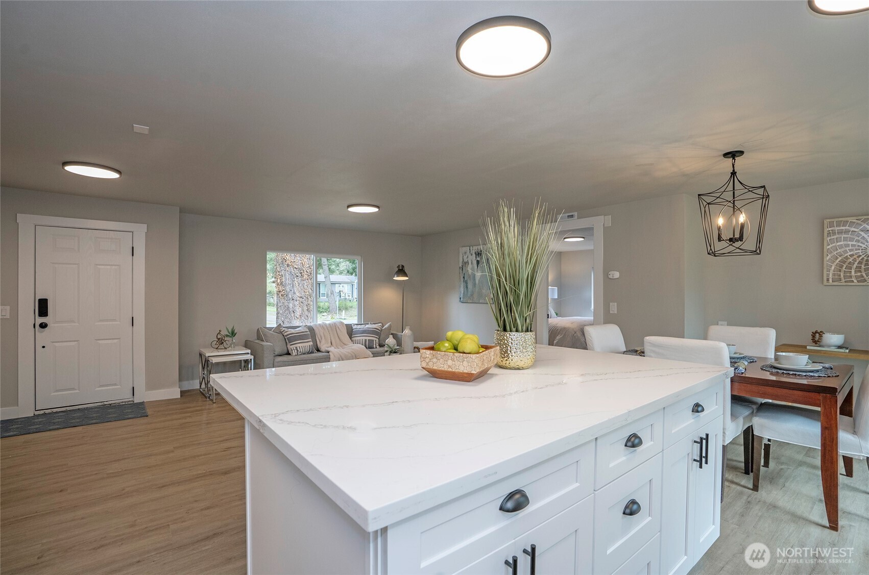 19801 67th Avenue E, Spanaway, WA 98387