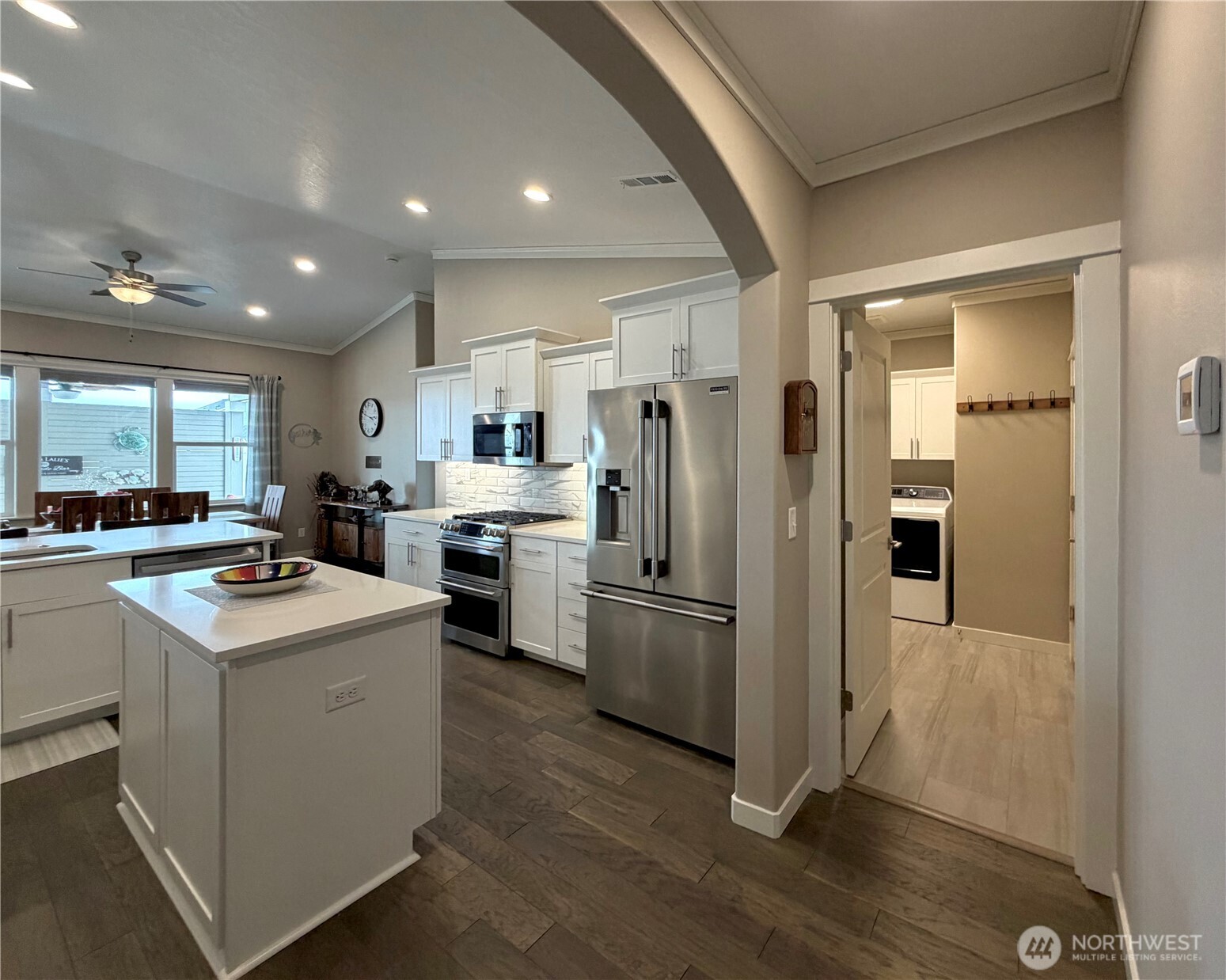 520 N Montana Street , Moses Lake, WA 98837