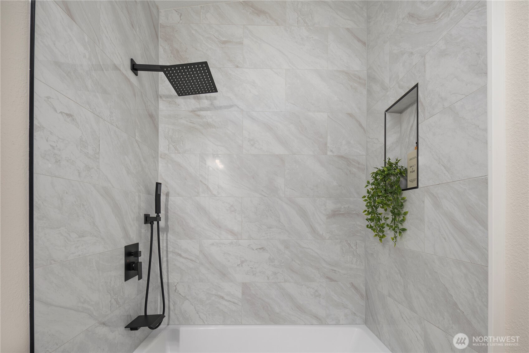 10311 219th Avenue Ct E #22, Bonney Lake, WA 98391