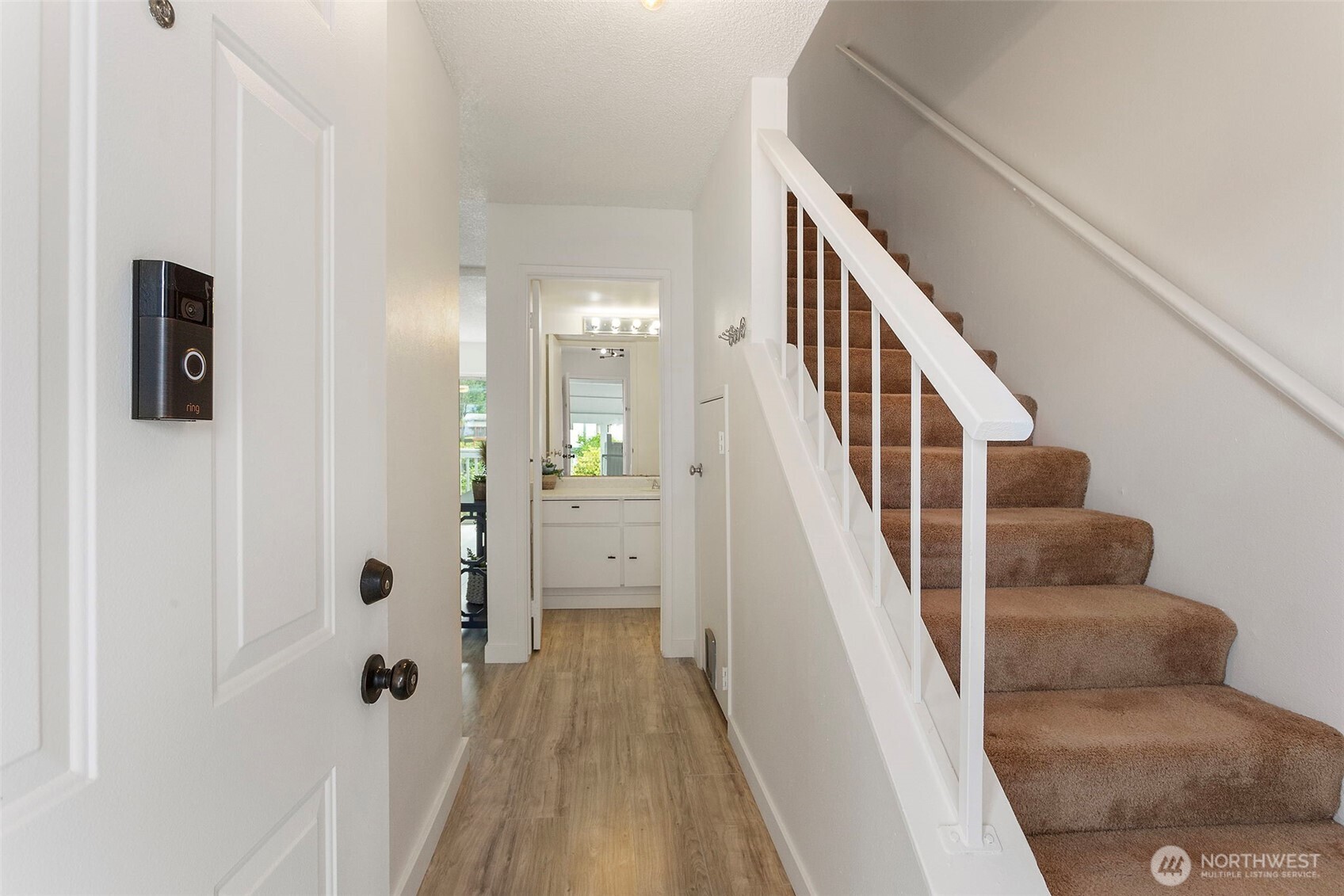 8823 Holly Drive #H206, Everett, WA 98208