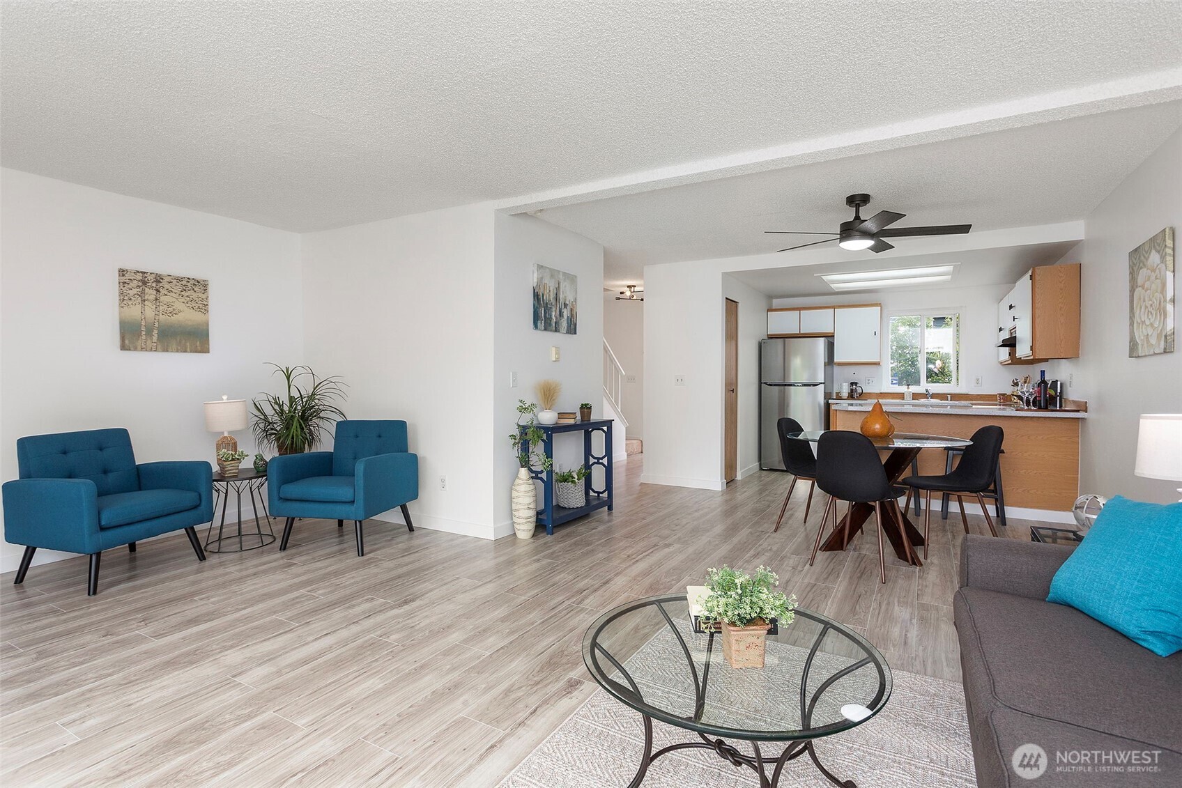 8823 Holly Drive #H206, Everett, WA 98208