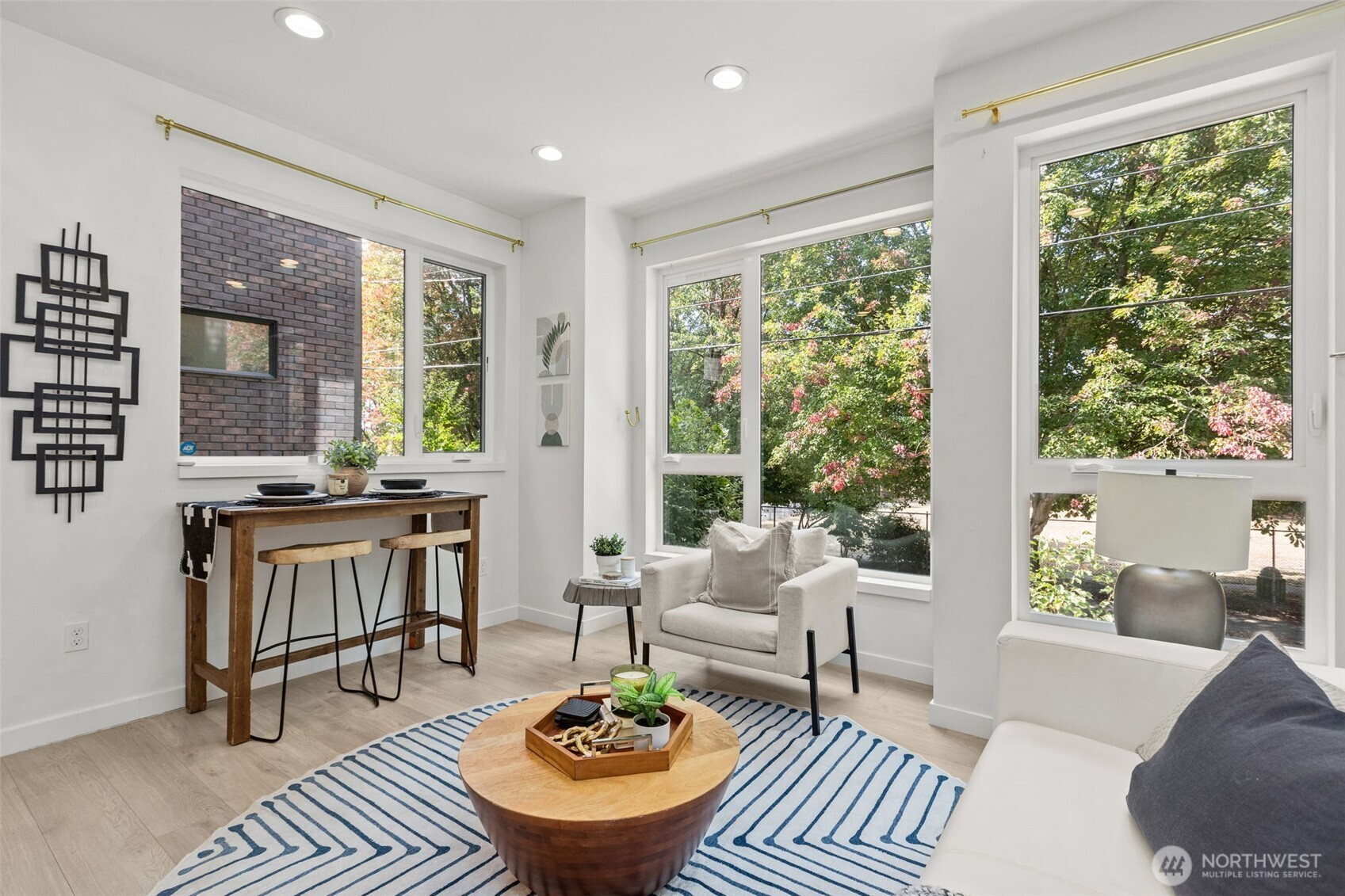 716 11th Avenue E #A, Seattle, WA 98102