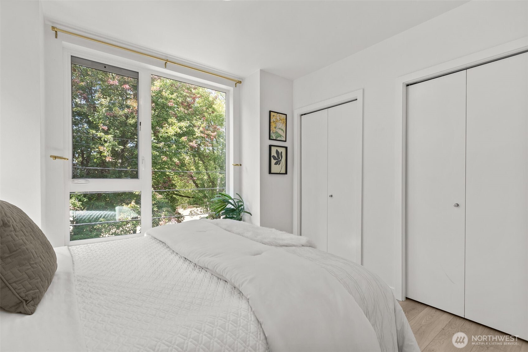 716 11th Avenue E #A, Seattle, WA 98102