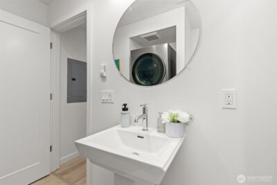 716 11th Avenue E #A, Seattle, WA 98102 - Photo 23