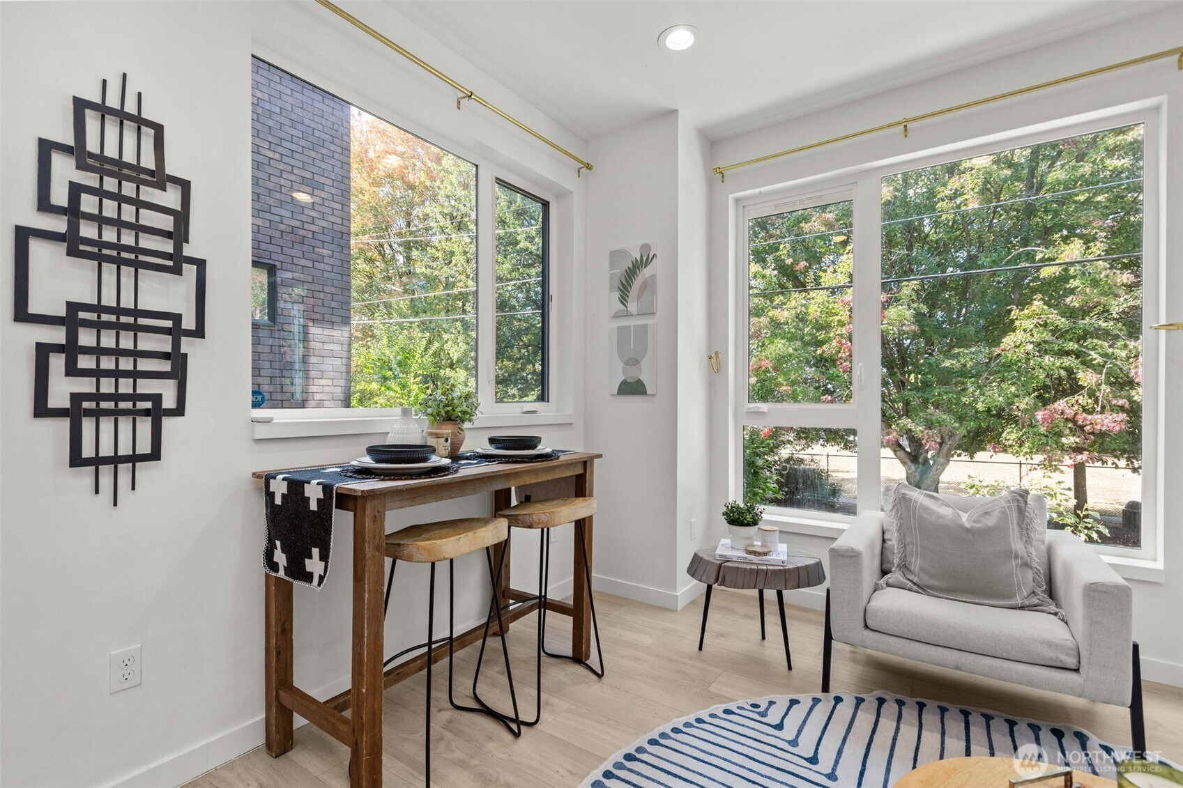 716 11th Avenue E #A, Seattle, WA 98102