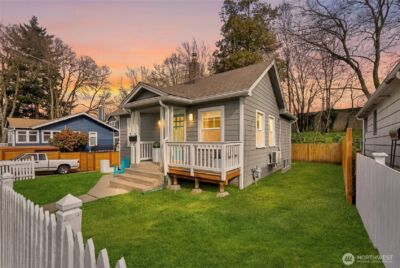 6058 6th Avenue NE, Seattle, WA 98115 - Photo 2