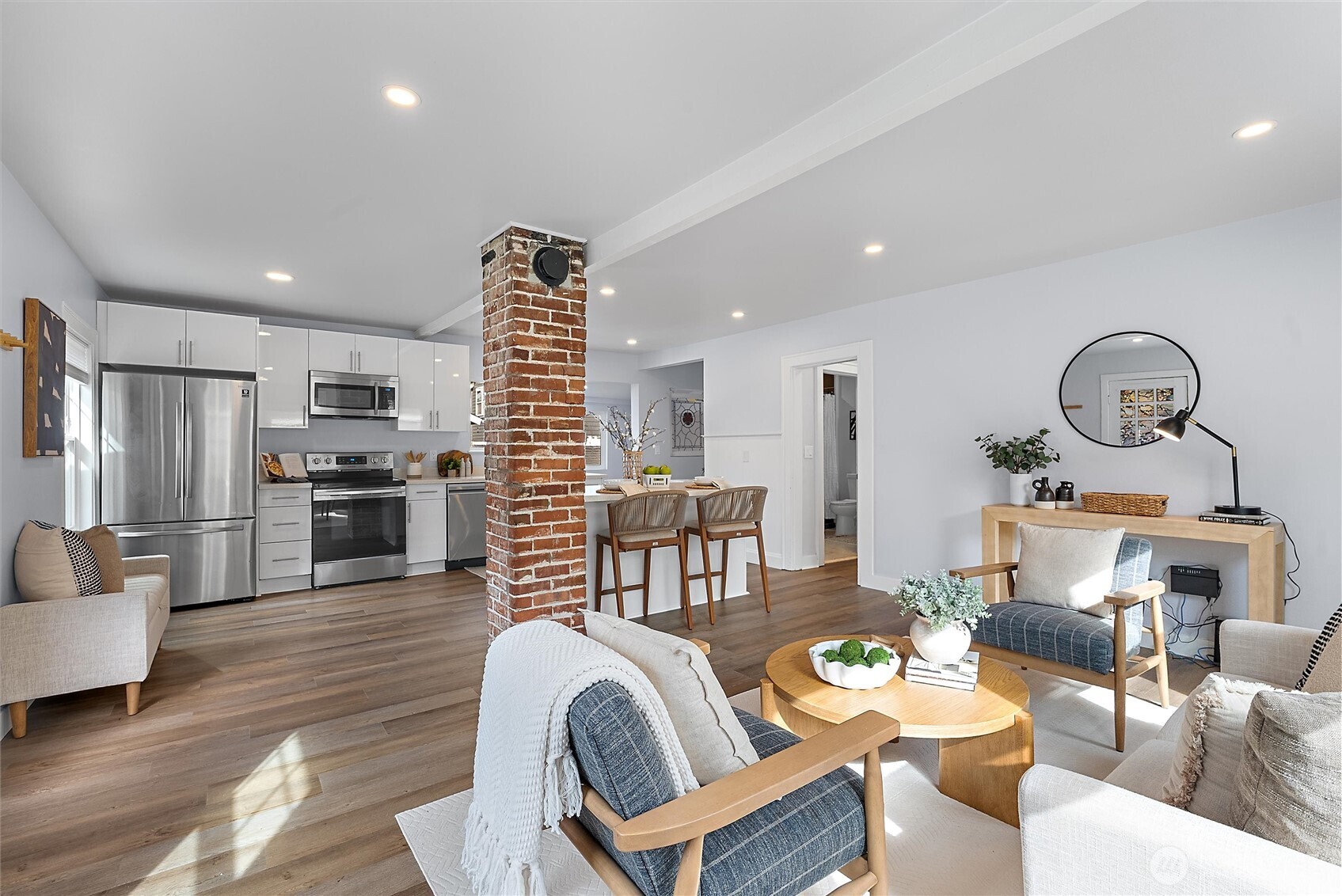 6058 6th Avenue NE, Seattle, WA 98115