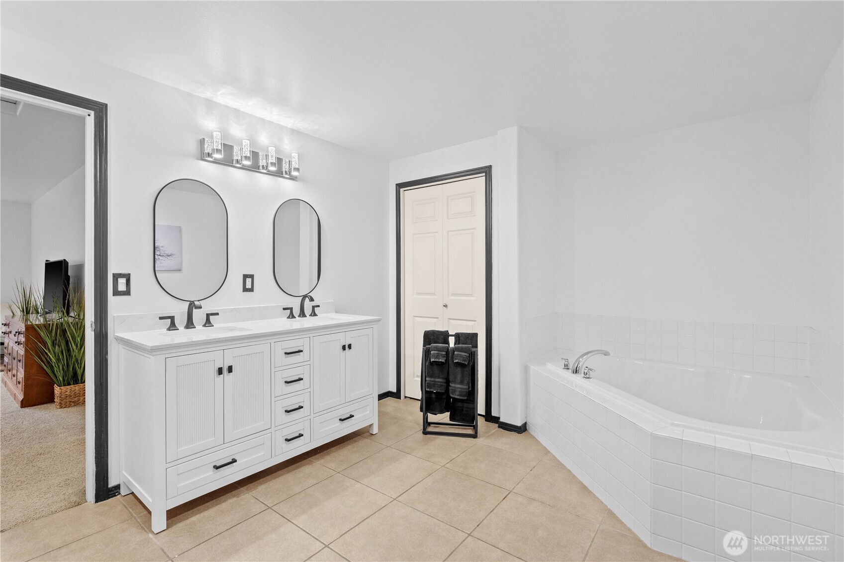 2028 NW Misty Ridge Lane , Silverdale, WA 98383